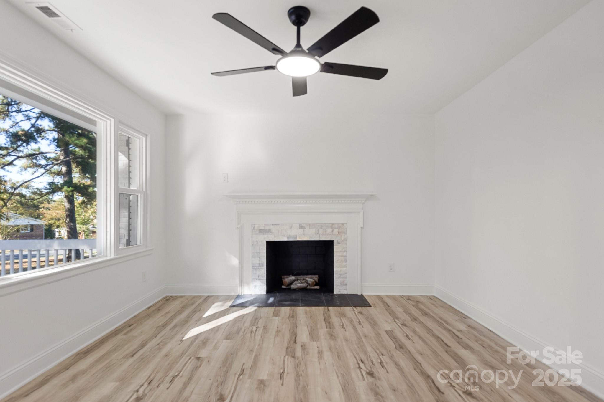 4416 Tillman Road Charlotte, NC 28208 - Photo 6 of 40 Gallery Image 6