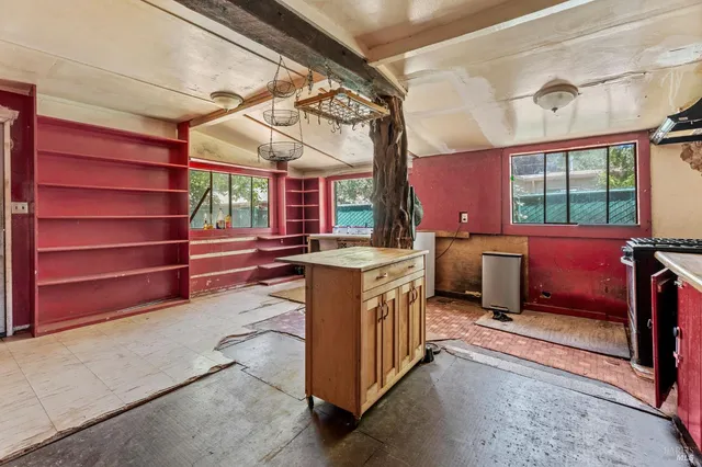 a view of a storage & utility room