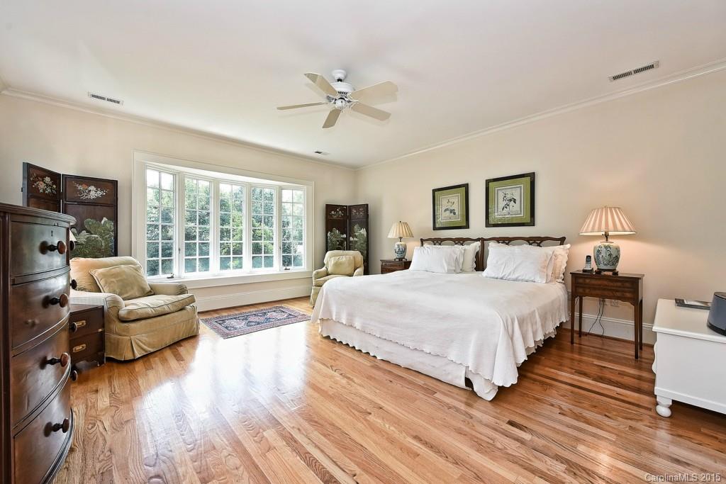 719 Bromley Road Charlotte, NC 28207 - Photo 14 of 24 Gallery Image 14