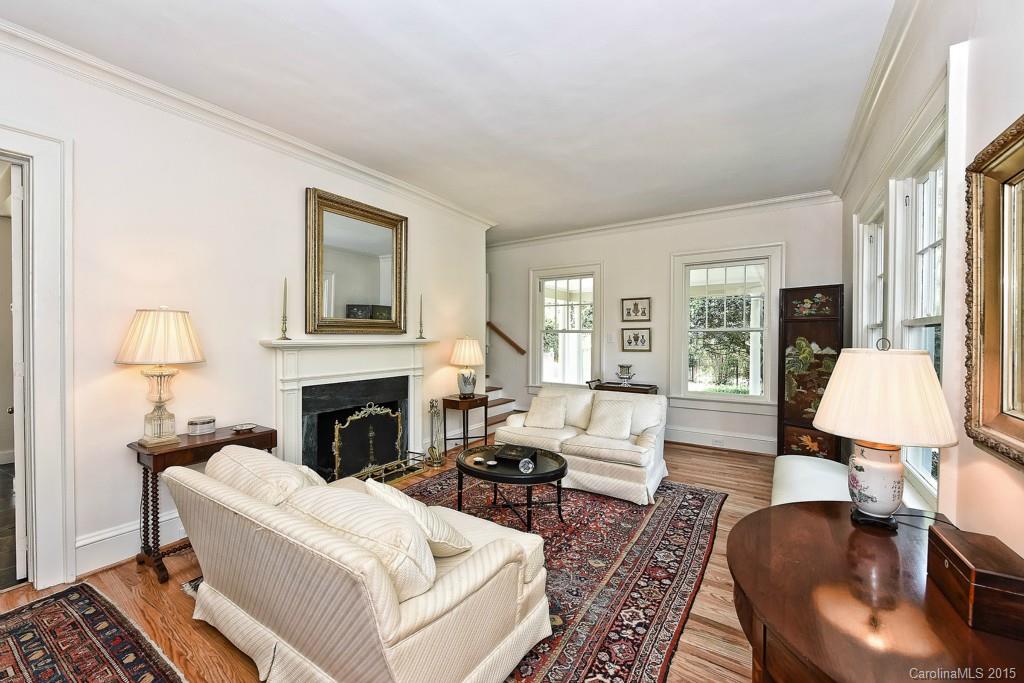 719 Bromley Road Charlotte, NC 28207 - Photo 3 of 24 Gallery Image 3