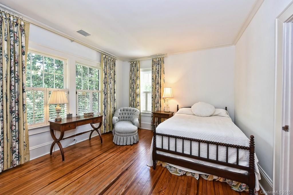 719 Bromley Road Charlotte, NC 28207 - Photo 22 of 24 Gallery Image 22