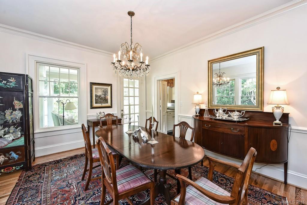 719 Bromley Road Charlotte, NC 28207 - Photo 5 of 24 Gallery Image 5