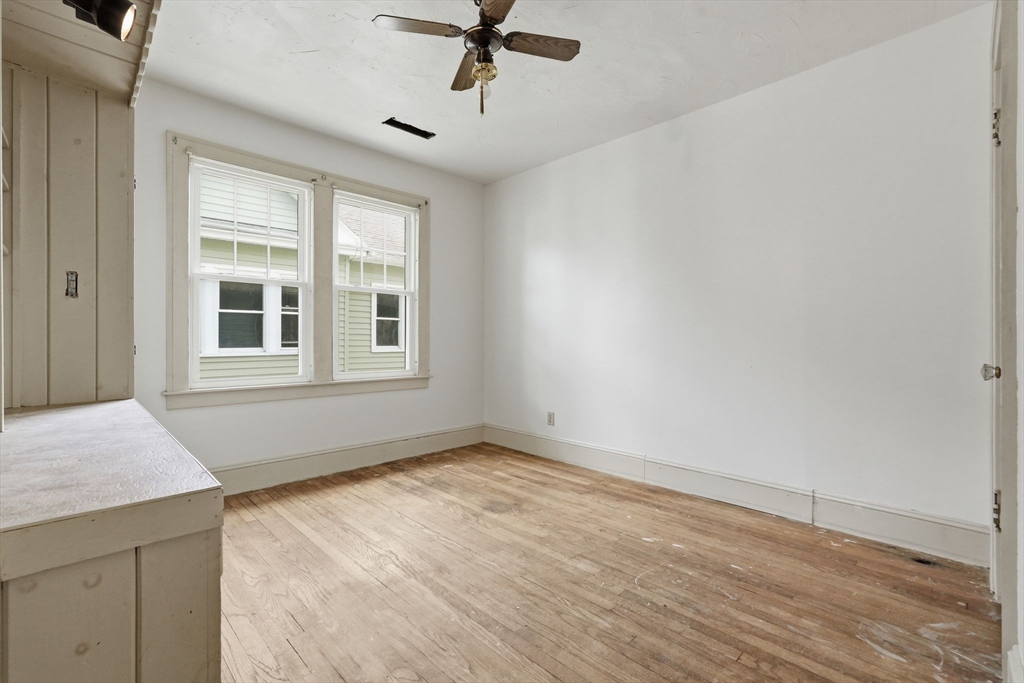 17-19 Howes Street Springfield, MA 01118 - Photo 29 of 42