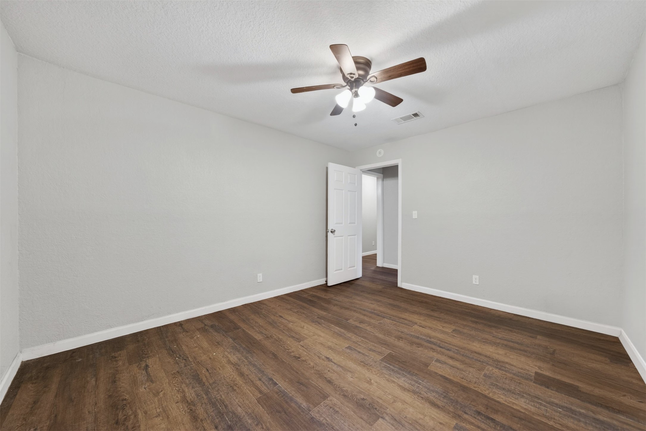 428 Gans Street Houston, TX 77029 - Photo 18 of 35