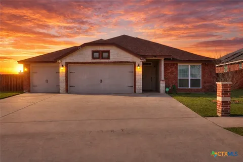 $330,000 | 4104 Molly Dyer Drive, Killeen, TX 76549