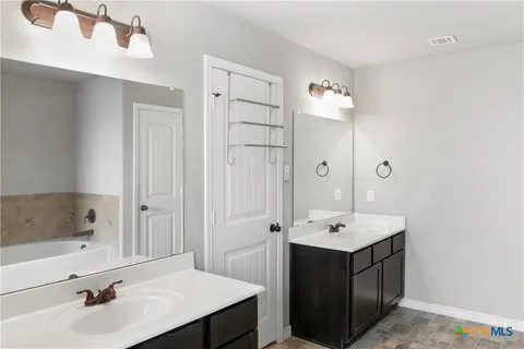 $330,000 | 4104 Molly Dyer Drive, Killeen, TX 76549