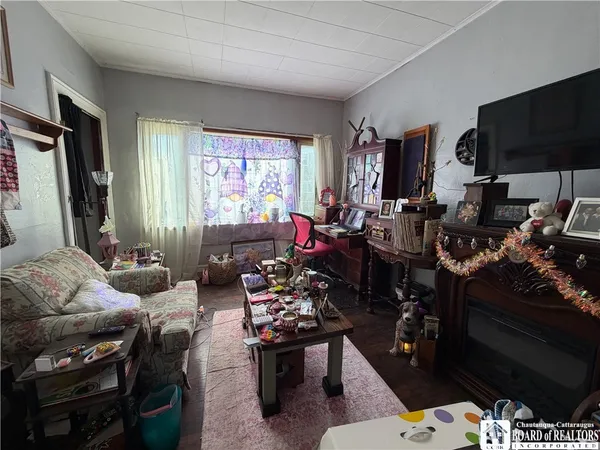 $74,900 | 38 Lewis Street, Buffalo, NY 14206