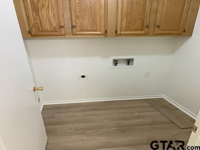 304 Lakeview Street Whitehouse, TX 75791 - Photo 6 of 17 a view of a closet