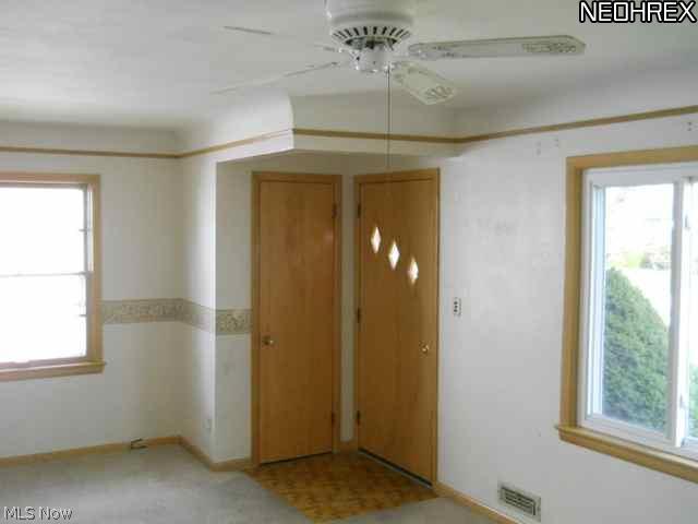 15404 Greendale Road Maple Heights, OH 44137 - Photo 5 of 10