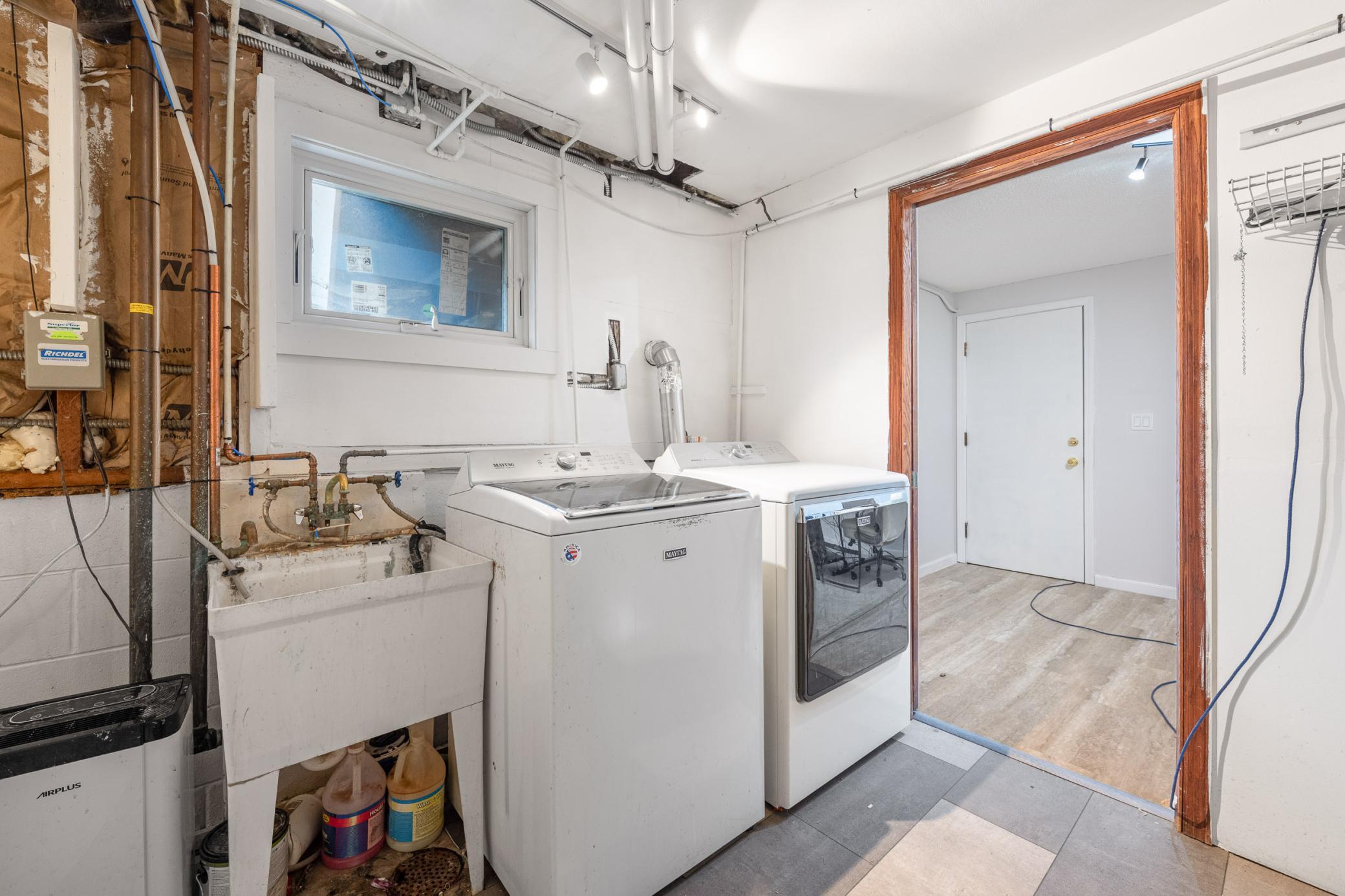 3301 Thurber Road Brooklyn Center, MN 55429 - Photo 31 of 43