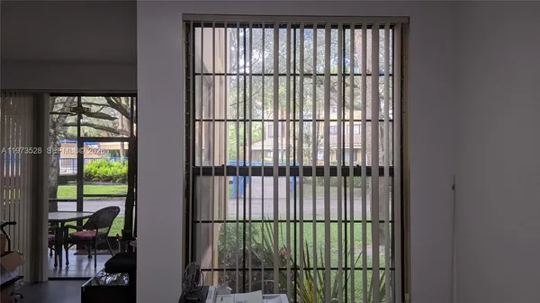 $2,600 | 15509 North Miami Lakeway, Unit 102, Miami Lakes, FL 33014