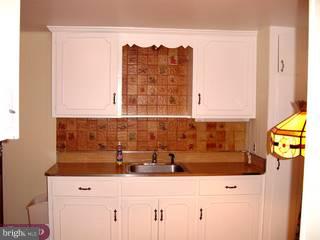 511 Ridley Avenue Folsom, PA 19033 - Photo 3 of 6 Gallery Image 3