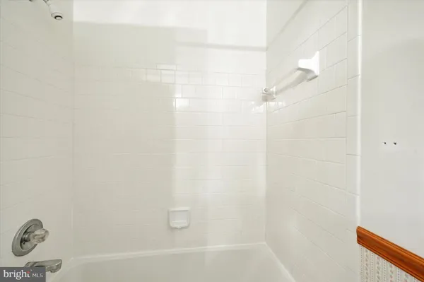 $235,000 | 200 Juneberry Way, Unit 2C, Glen Burnie, MD 21061