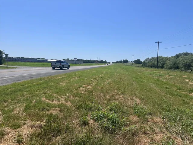 $4,935,000 | 6935 Farm To Market Road 1417, Denison, TX 75020