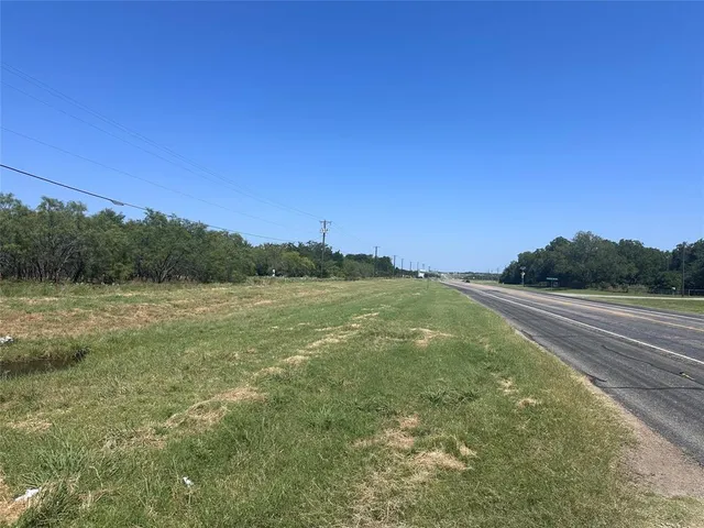 $4,935,000 | 6935 Farm To Market Road 1417, Denison, TX 75020