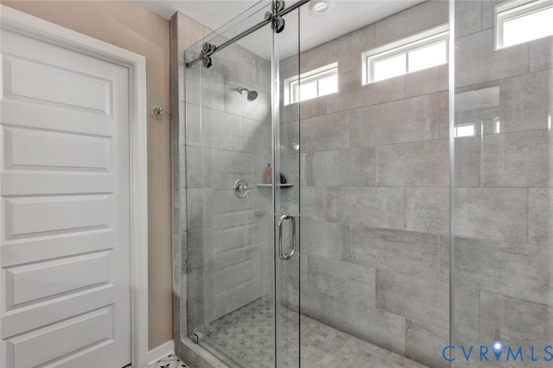 967 Charlemagne Road Midlothian, VA 23114 - Photo 25 of 50 a bathroom with a shower
