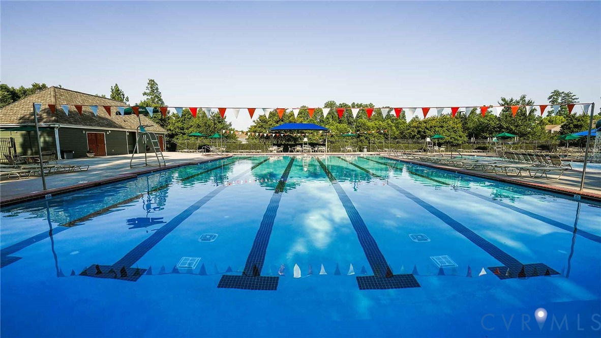 967 Charlemagne Road Midlothian, VA 23114 - Photo 47 of 50 a view of a swimming pool with an outdoor seating