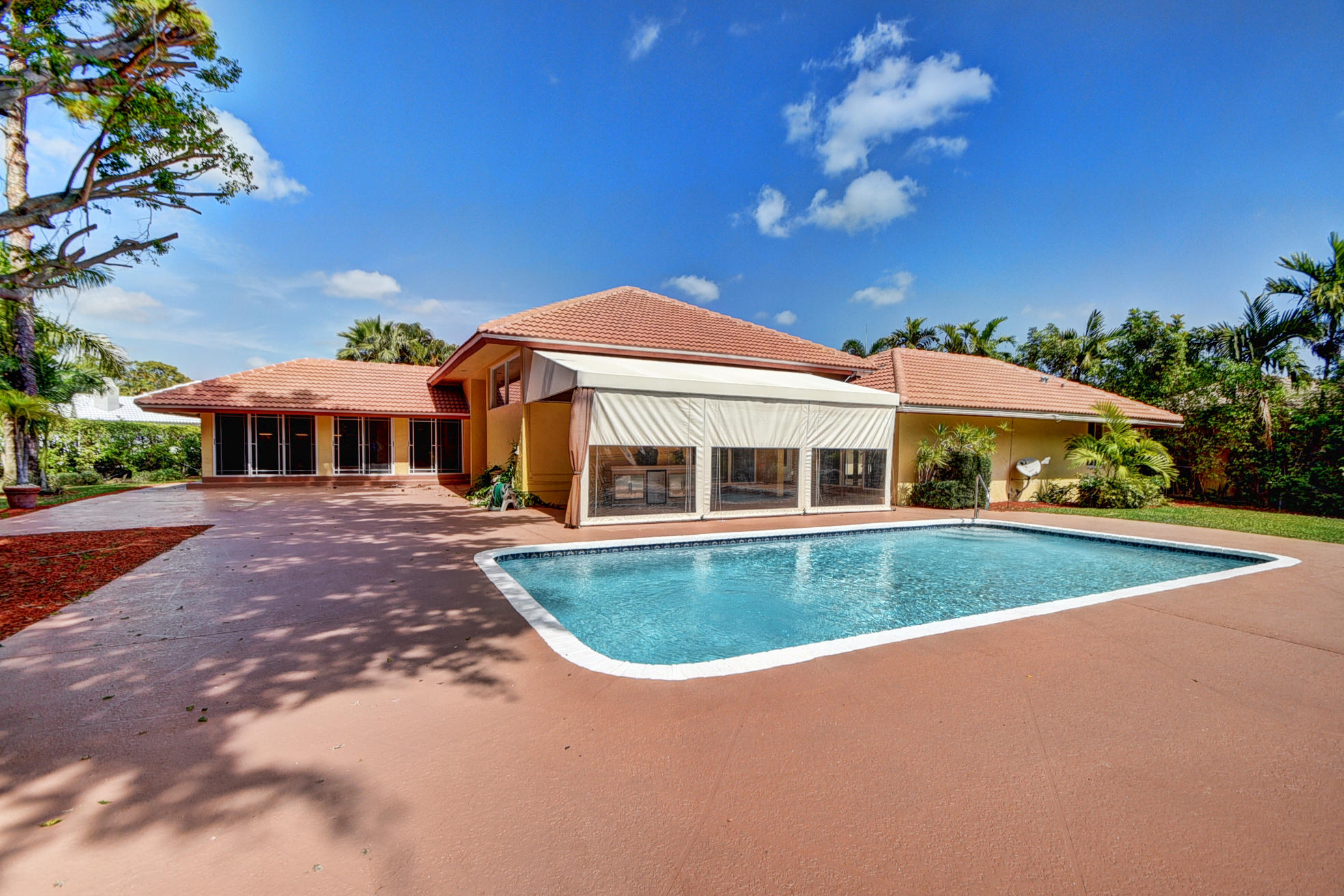 20969 Certosa Terrace Boca Raton, FL 33433 - Photo 4 of 53 Back of house Pool Area