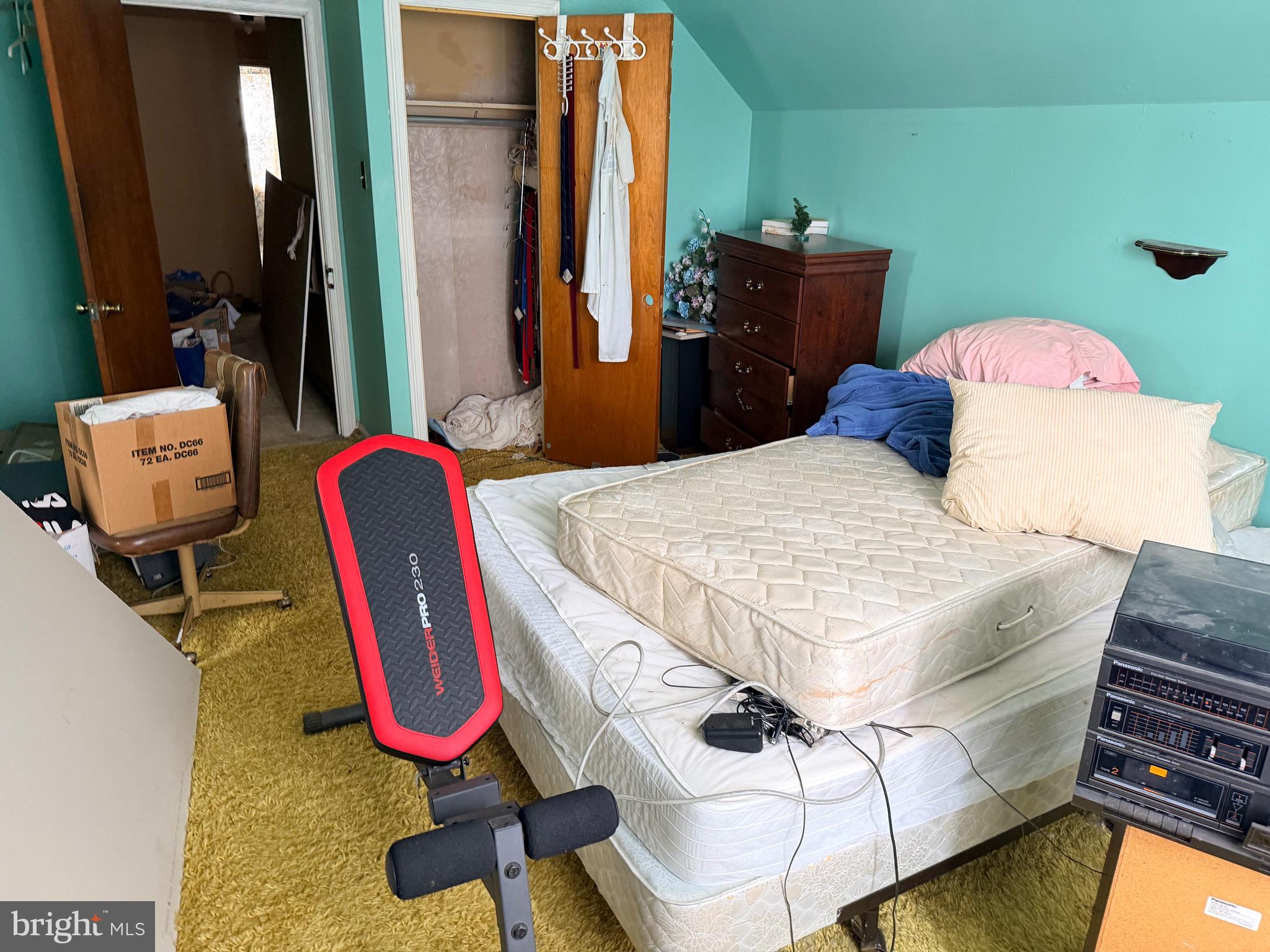 132 Oakdale Road Cherry Hill, NJ 08034 - Photo 17 of 18 a bedroom with a bed a desk and mirror