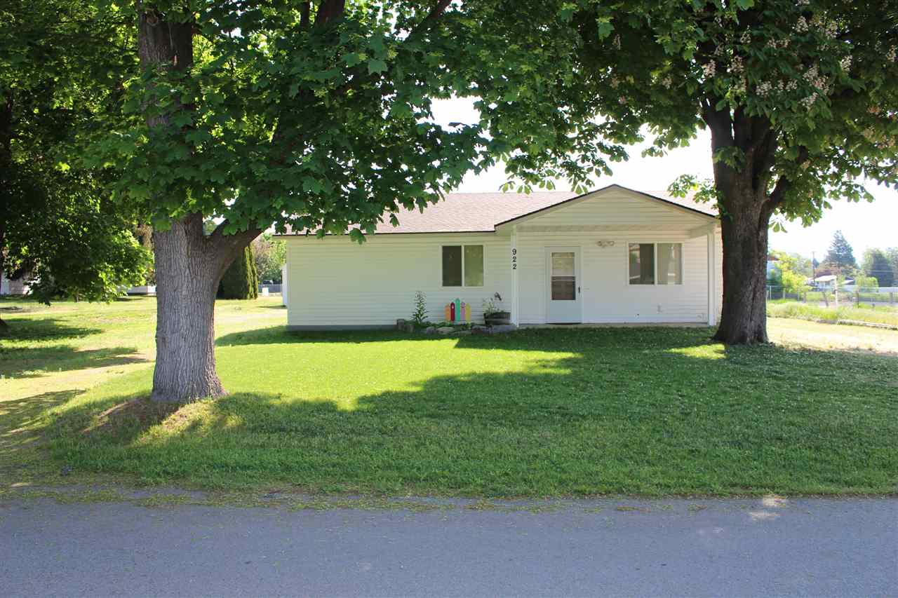 922 North Mamer Road Spokane Valley, WA 99216 - Photo 1 of 13