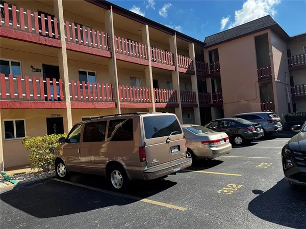 $69,500 | 4112 Heron Way, Unit B106, Bradenton, FL 34205