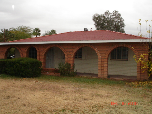 1611 East Pecan Road Phoenix, AZ 85040 - Photo 1 of 7 Front view