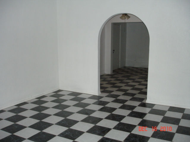 1611 East Pecan Road Phoenix, AZ 85040 - Photo 7 of 7 Tile