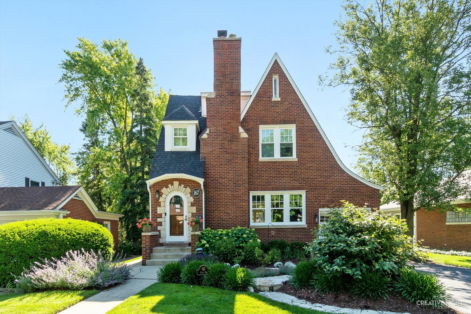 167 Crest Road Glen Ellyn, IL 60137 - Photo 1 of 43 Gallery Image 1