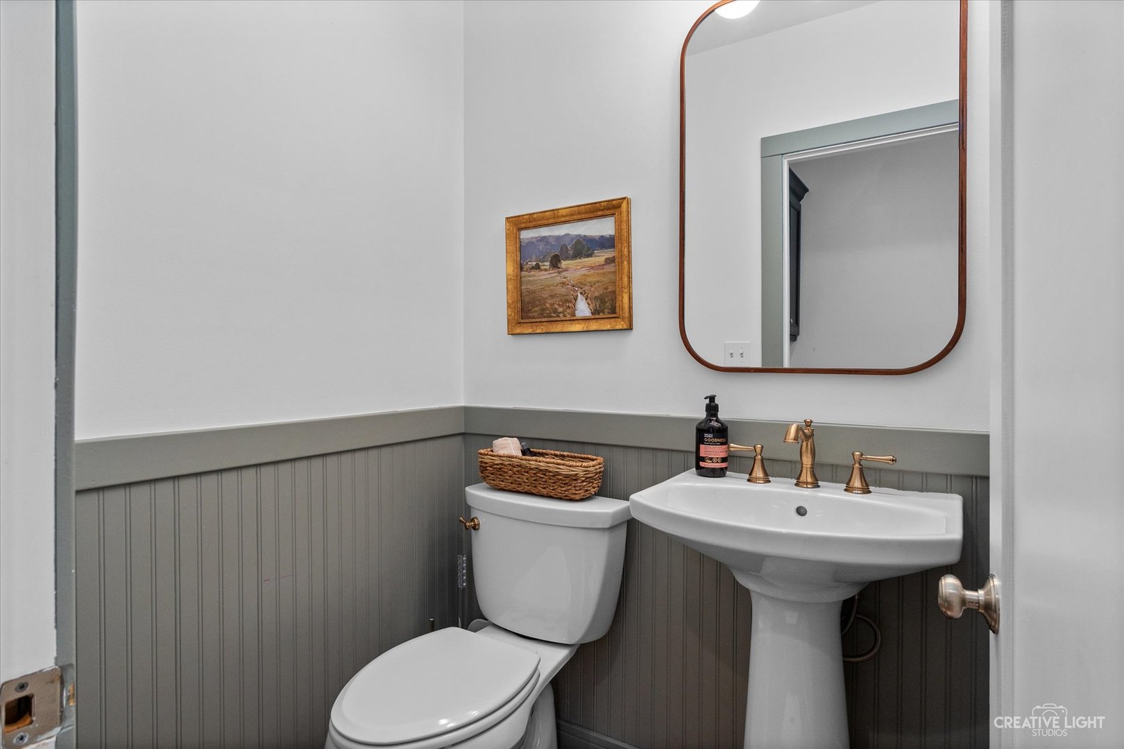 167 Crest Road Glen Ellyn, IL 60137 - Photo 14 of 43 Gallery Image 14