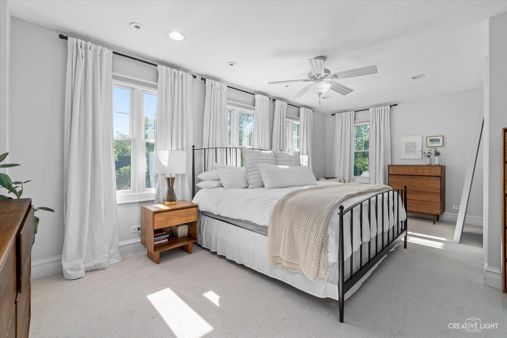 167 Crest Road Glen Ellyn, IL 60137 - Photo 21 of 43 Gallery Image 21