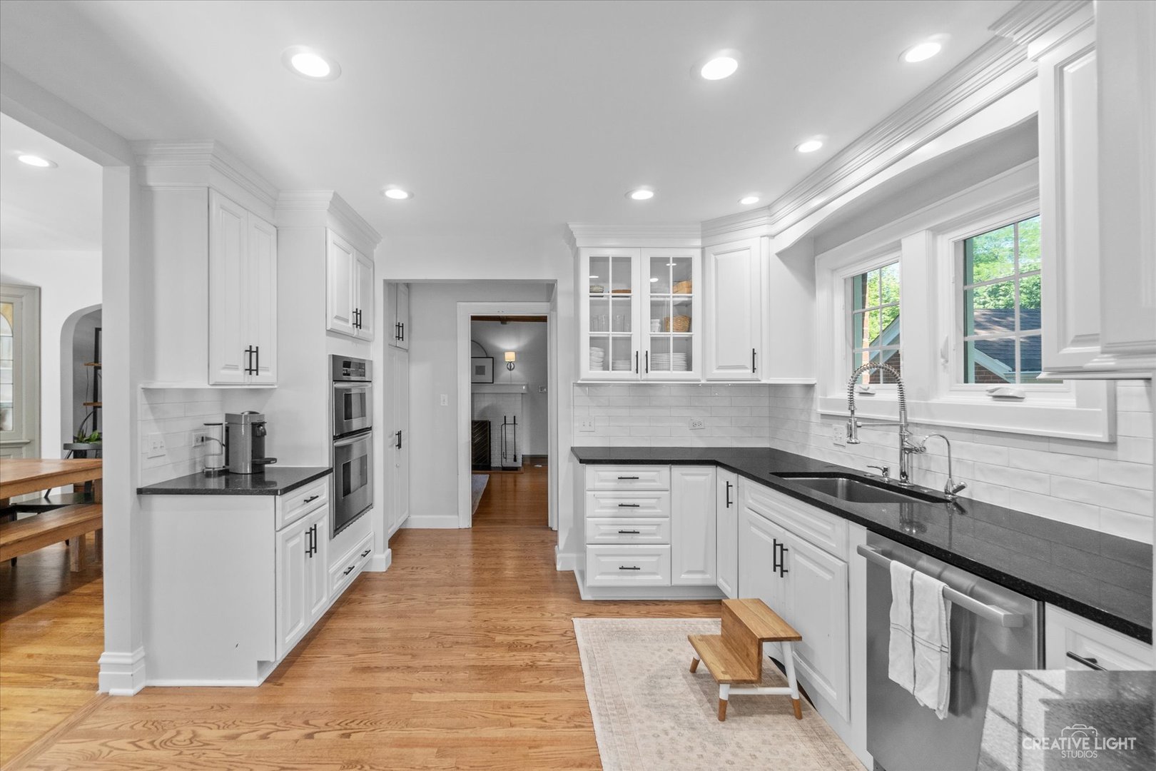 167 Crest Road Glen Ellyn, IL 60137 - Photo 8 of 43 Gallery Image 8
