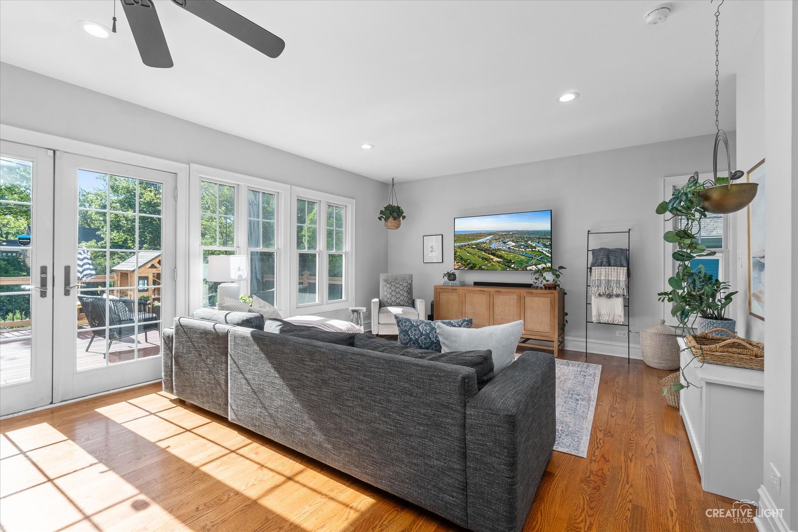 167 Crest Road Glen Ellyn, IL 60137 - Photo 10 of 43 Gallery Image 10