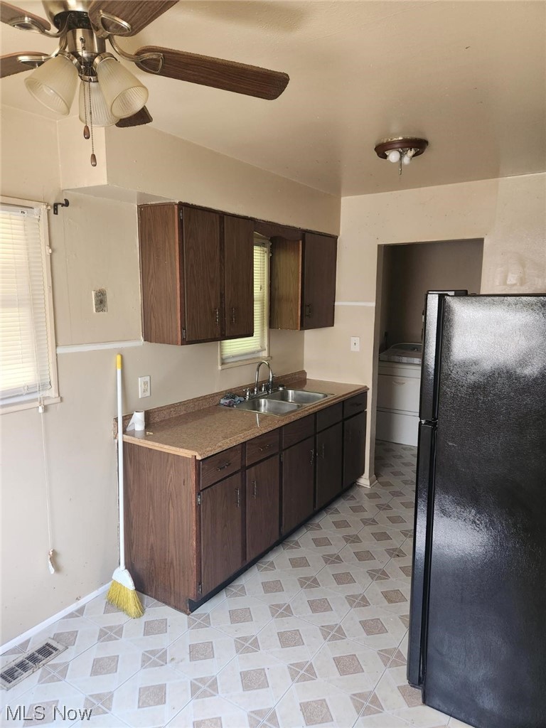 19113 Firwood Road Cleveland, OH 44110 - Photo 5 of 15