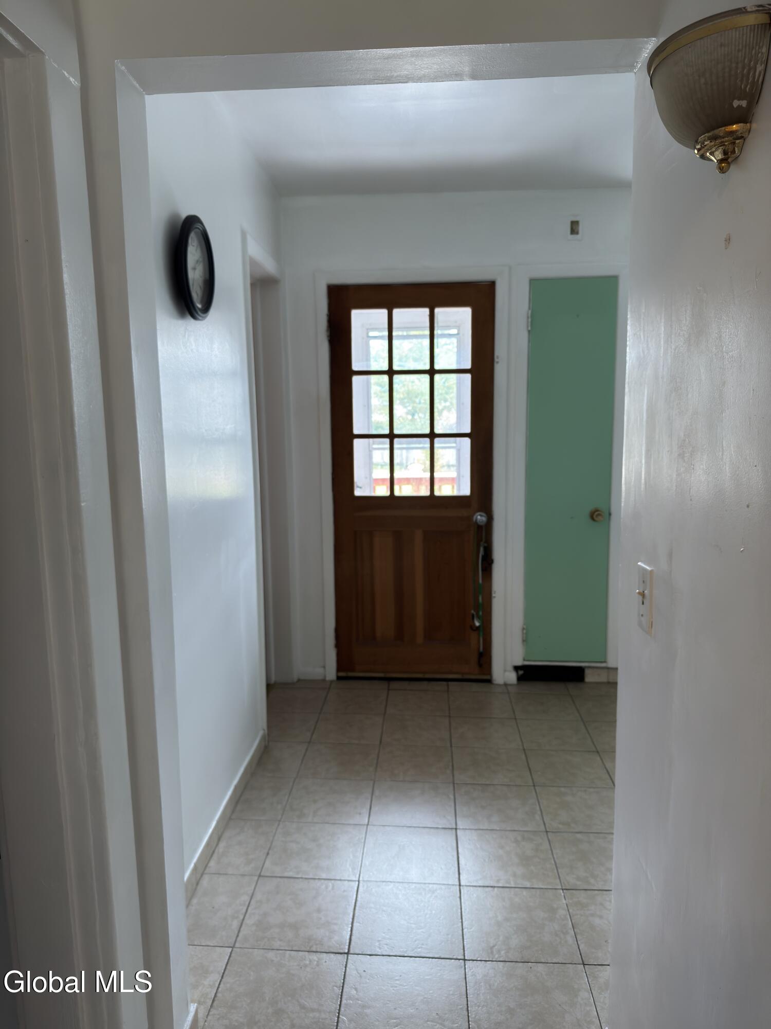 44 Apple Meadow Road Greenport, NY 12534 - Photo 14 of 37 Kitchen entrance