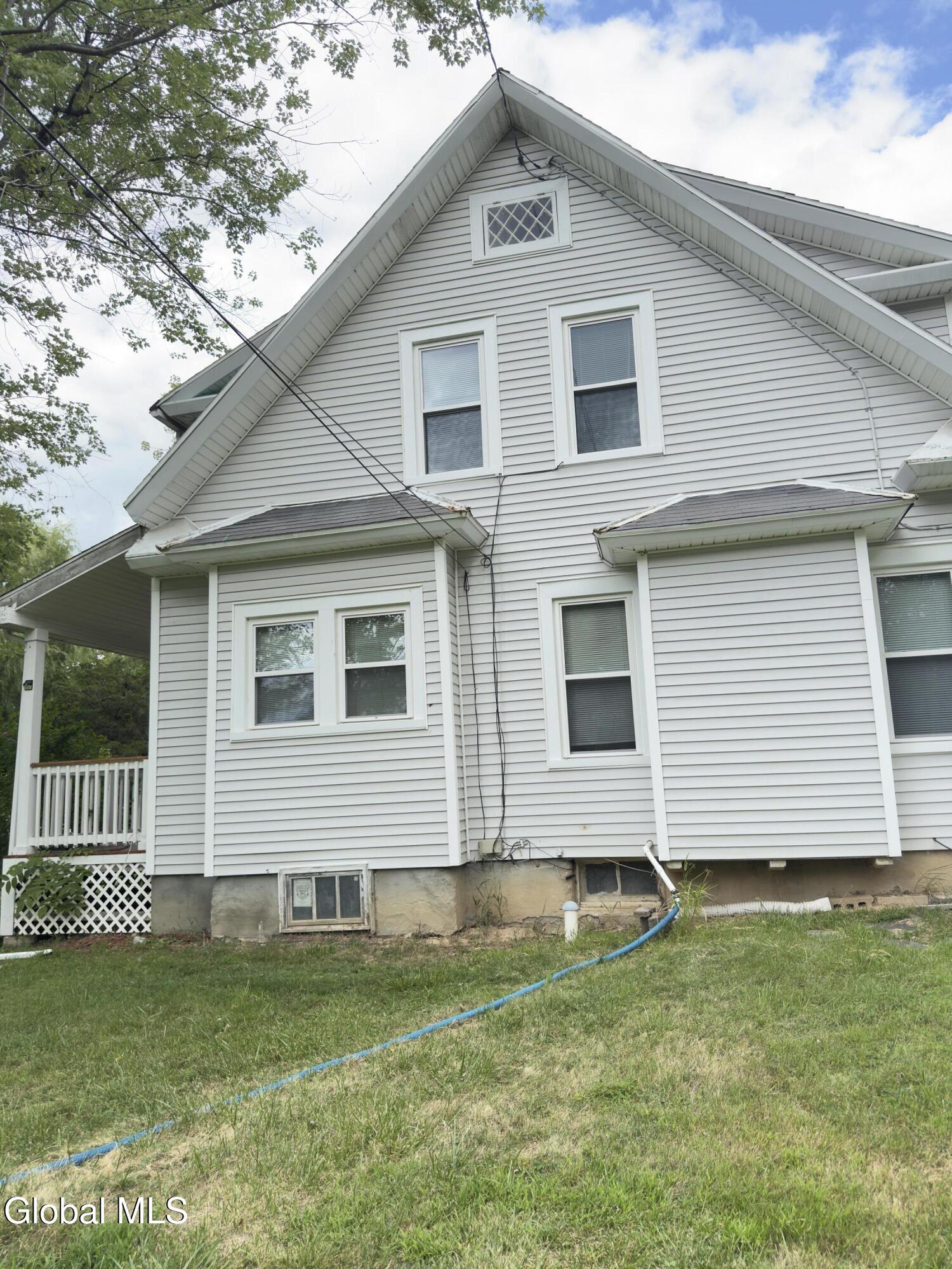44 Apple Meadow Road Greenport, NY 12534 - Photo 3 of 37 Side