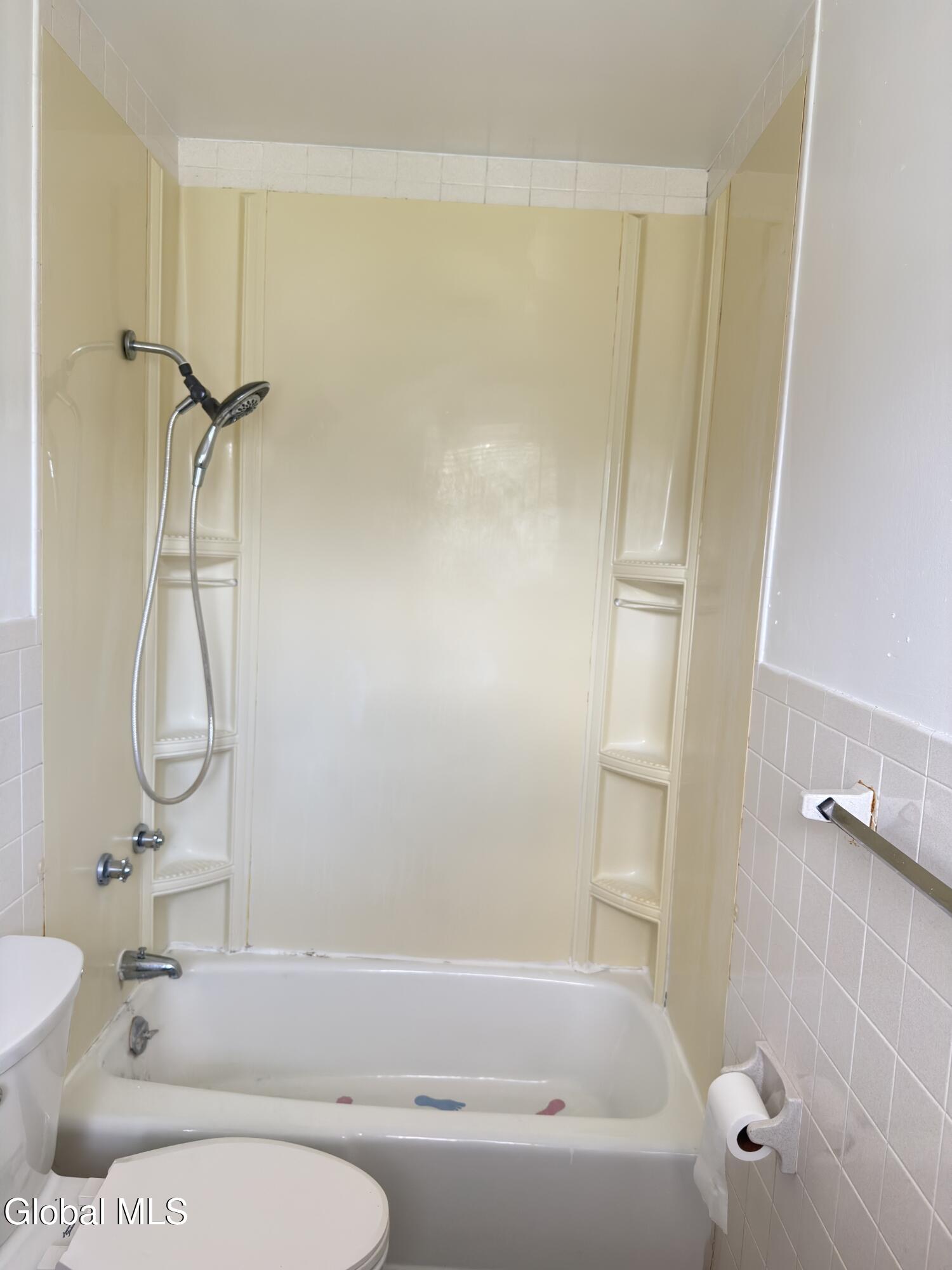 44 Apple Meadow Road Greenport, NY 12534 - Photo 31 of 37 Bath 1