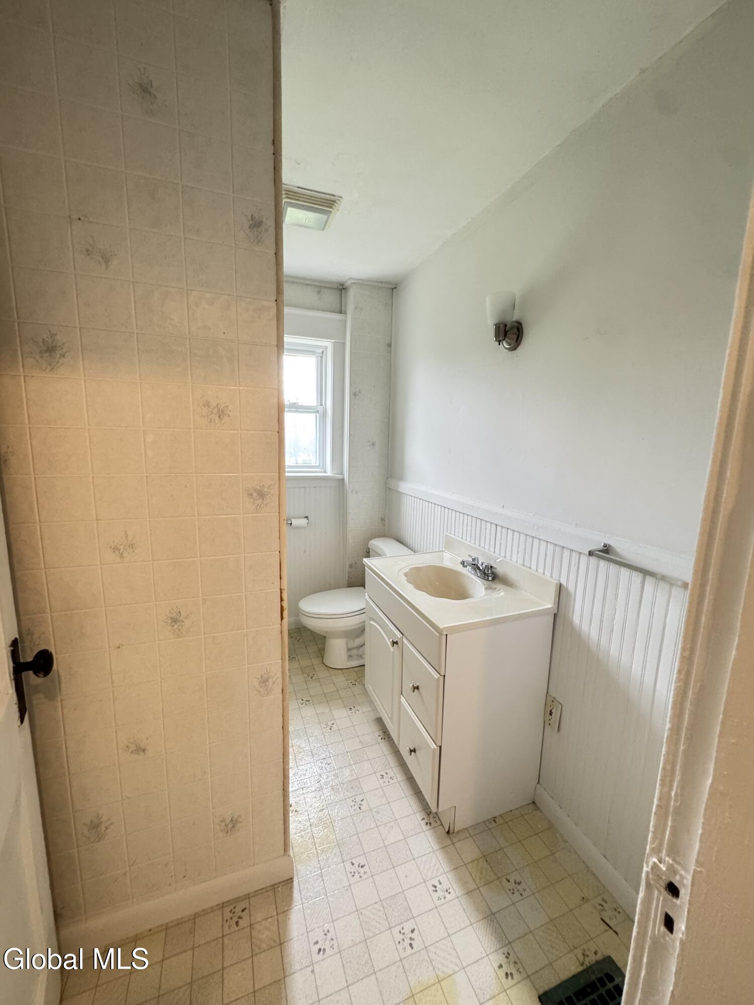 44 Apple Meadow Road Greenport, NY 12534 - Photo 33 of 37 Bath 2
