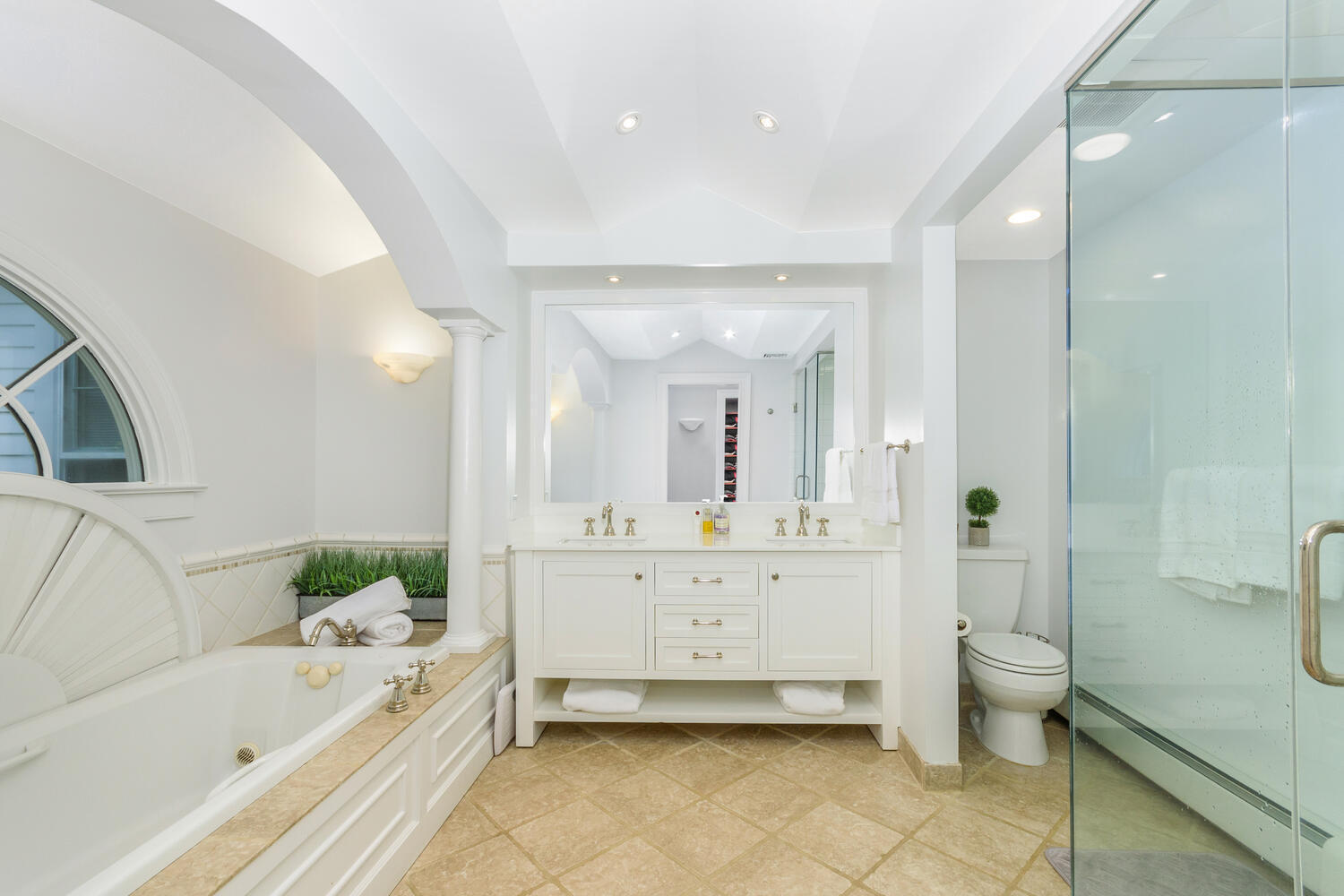 44 Brookside Road Darien, CT 06820 - Photo 24 of 36 a bathroom with a bathtub sink and toilet