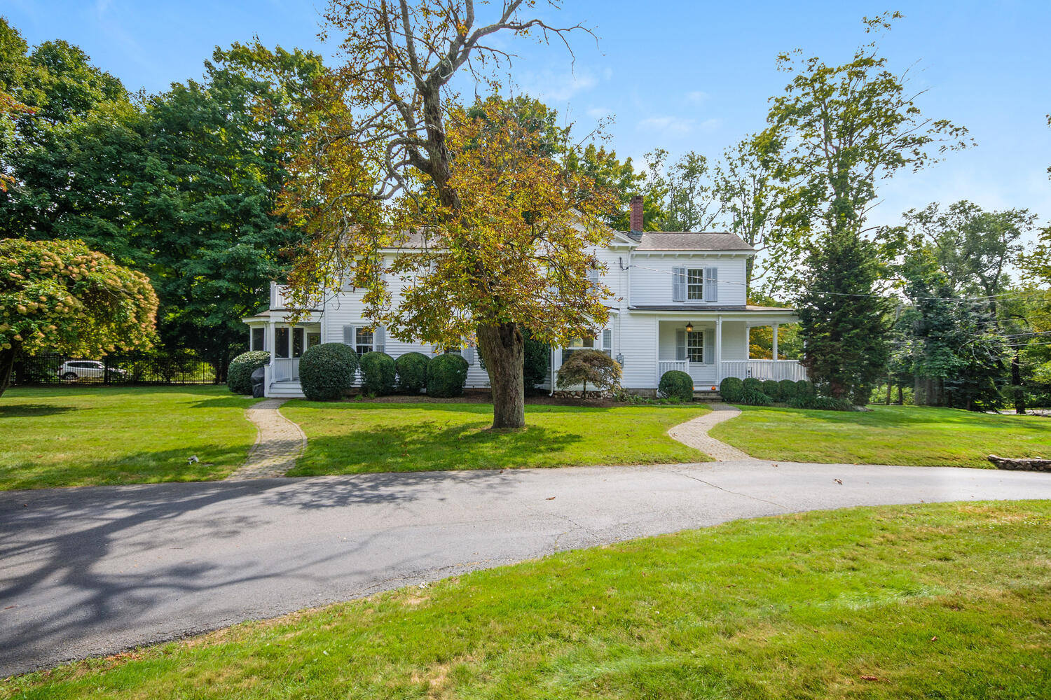44 Brookside Road Darien, CT 06820 - Photo 32 of 36