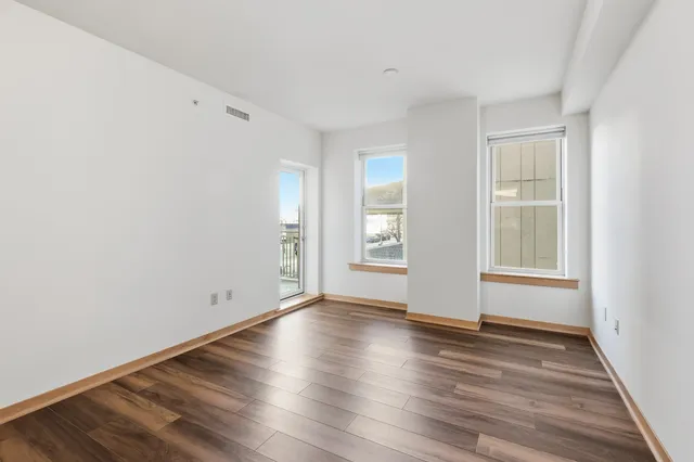 $360,000 | 333 West Mifflin Street, Unit 2130, Madison, WI 53703