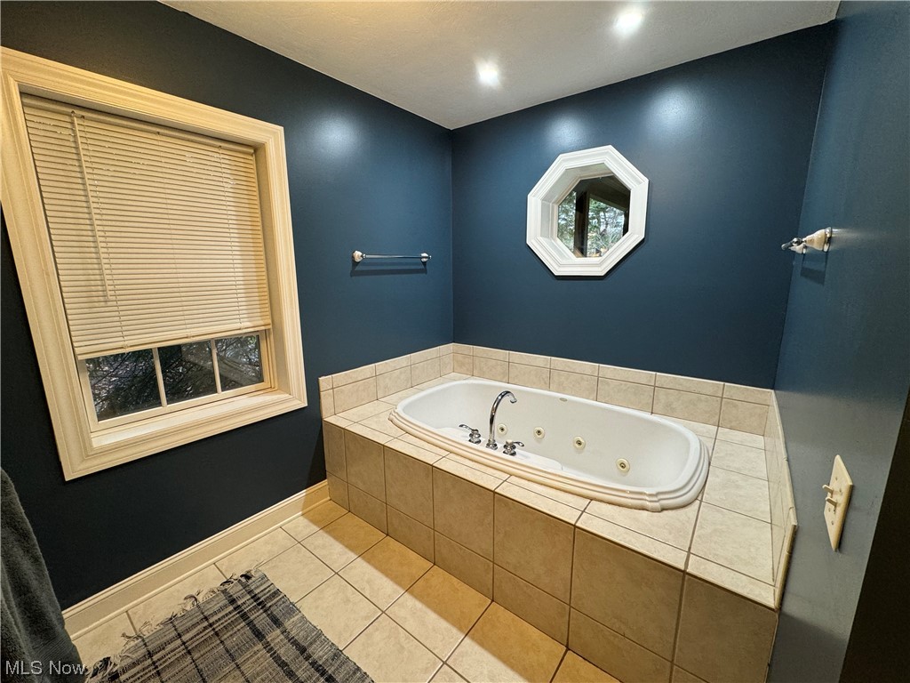 12490 Butternut Road Chardon, OH 44024 - Photo 25 of 35