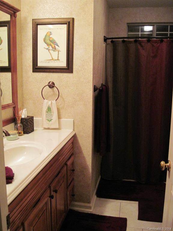 8200 Hunley Ridge Road Matthews, NC 28104 - Photo 4 of 17 Gallery Image 4