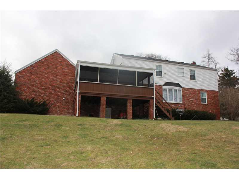 144 Ridgeview Drive Beaver, PA 15009 - Photo 25 of 25 Exterior Back.