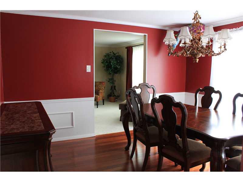 144 Ridgeview Drive Beaver, PA 15009 - Photo 10 of 25 Dining Room.