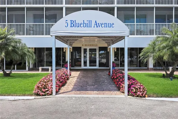 $6,500 | 5 Bluebill Avenue, Unit 410, Naples, FL 34108