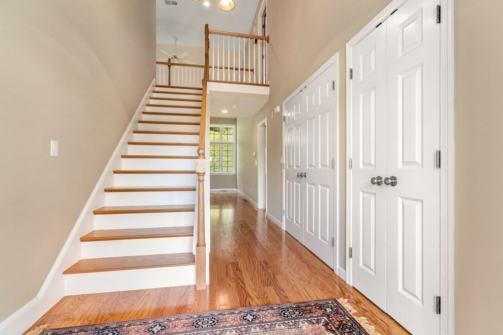 8 Reed Lane, Unit 8 Littleton, MA 01460 - Photo 5 of 37 a view of entryway