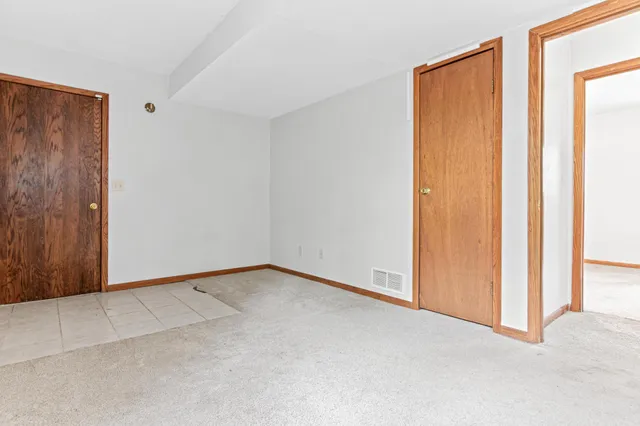 $385,000 | 2400 East 125th Street, Burnsville, MN 55337