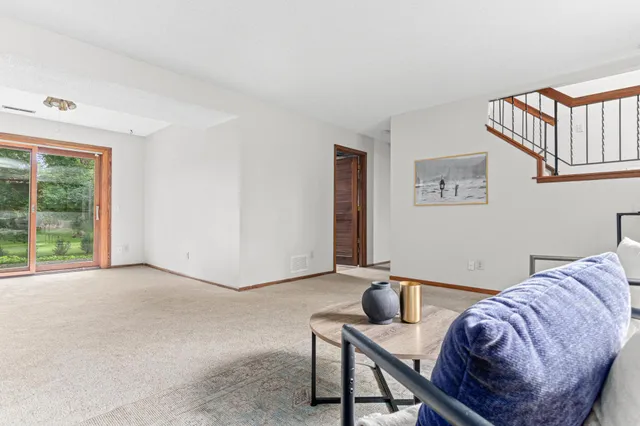 $385,000 | 2400 East 125th Street, Burnsville, MN 55337