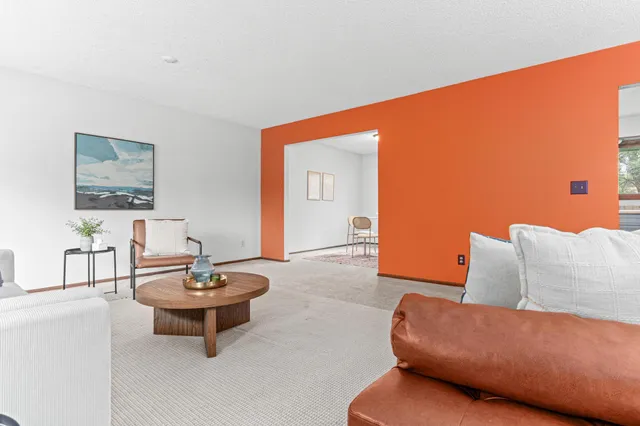 $385,000 | 2400 East 125th Street, Burnsville, MN 55337