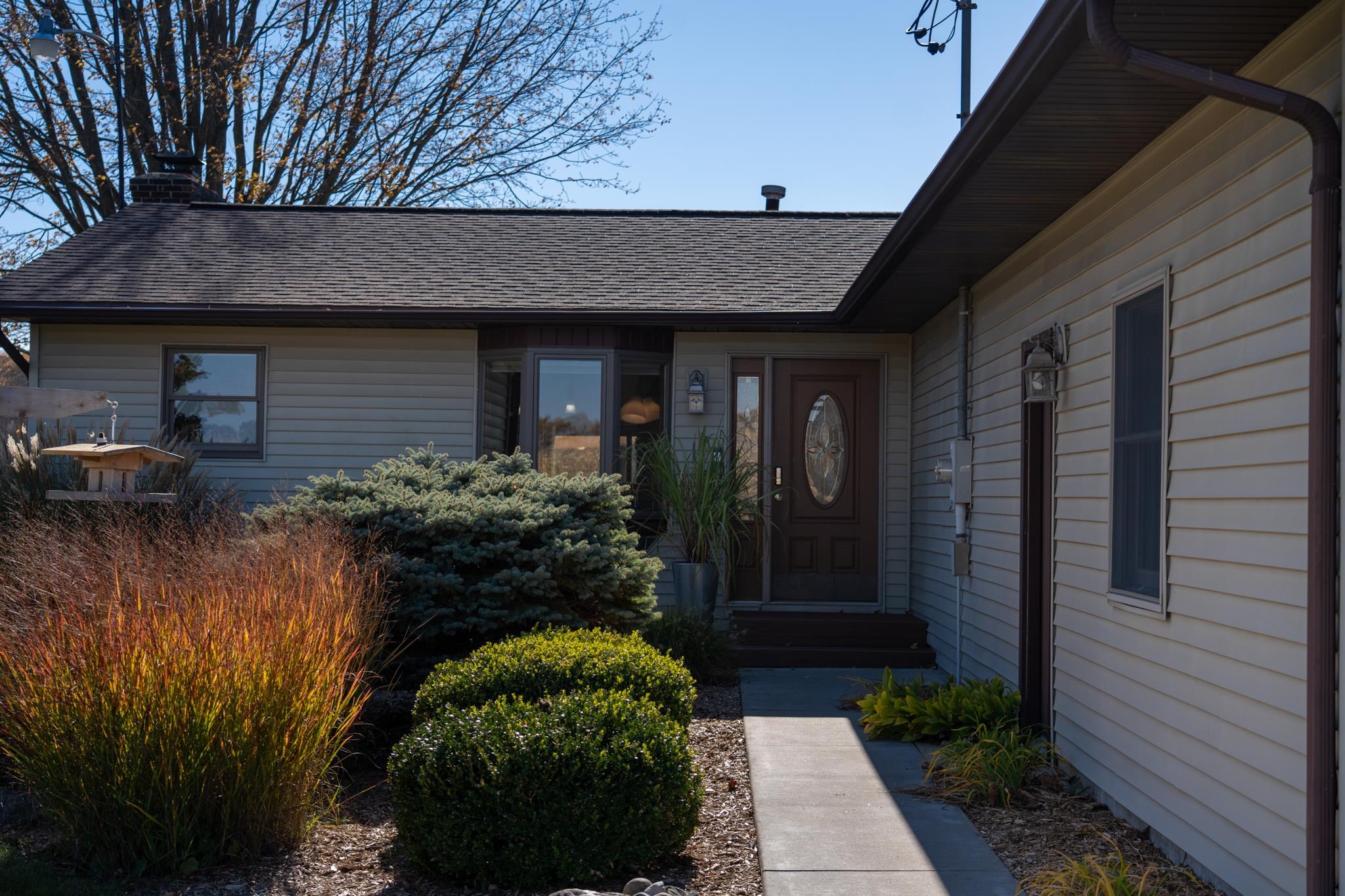 2523 West Pickard Road Mount Pleasant, MI 48858 - Photo 2 of 36 1928359-ef80f38e-3280-4dfd-b81d-8952eba074f5.JPG